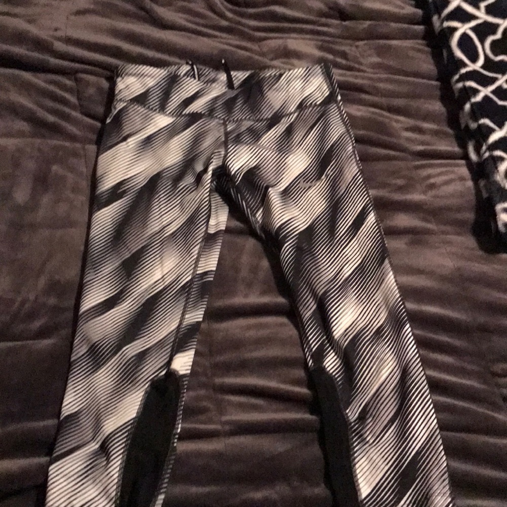 Nike Dri fit cropped leggings